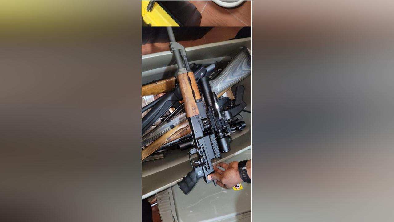 Arms investigation stalled Arms investigation stalled