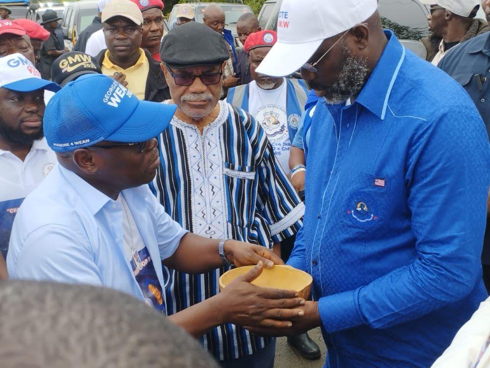 Bomi citizens reject Sen. Saytumah Bomi citizens reject Sen. Saytumah