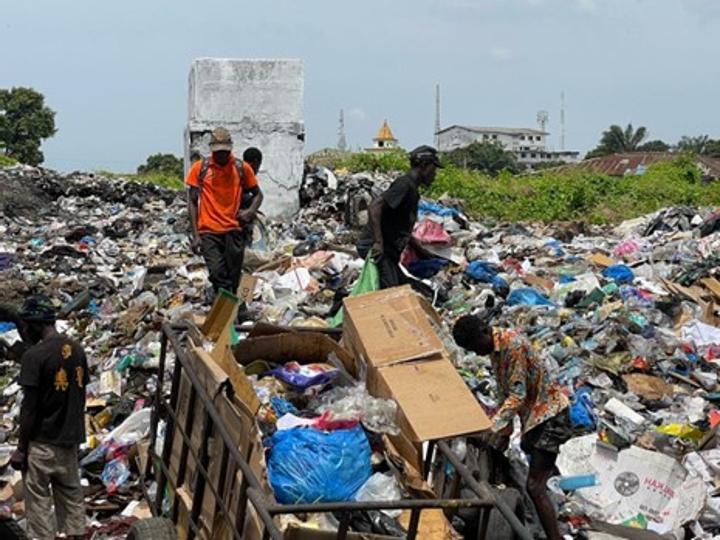Disadvantaged Youths in Liberia Search Dump Sites for Fairly Used Materials to Make Ends Amid Lack of Adequate Plans to Rehabilitate Them Disadvantaged Youths in Liberia Search Dump Sites for Fairly Used Materials to Make Ends Amid Lack of Adequate Plans to Rehabilitate Them
