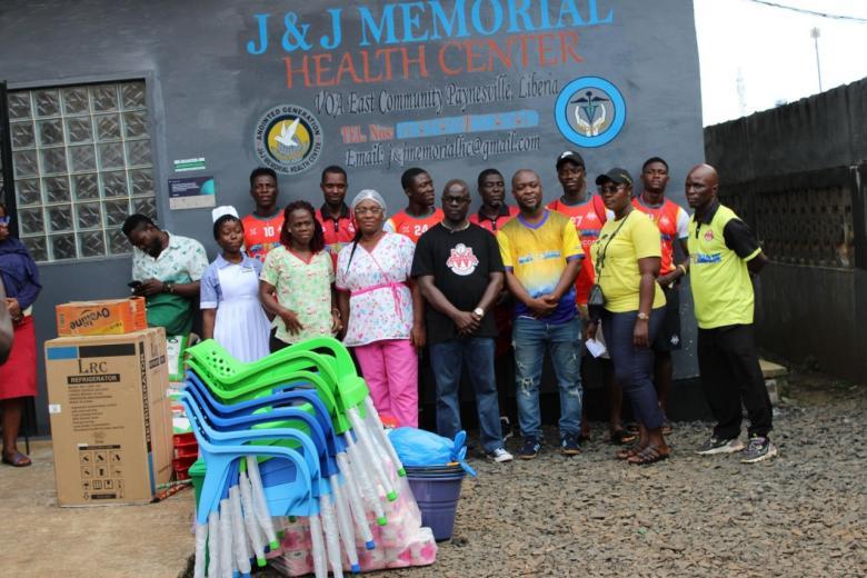 Football and Philanthropy: Watanga Bettomax Donate to Medical Center Football and Philanthropy: Watanga Bettomax Donate to Medical Center