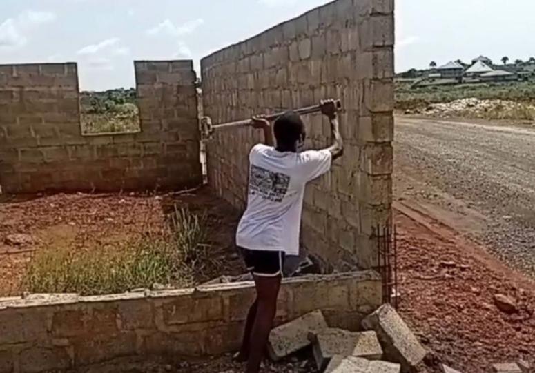 EPA Dismantles Illegal Structures in Margibi Wetlands EPA Dismantles Illegal Structures in Margibi Wetlands