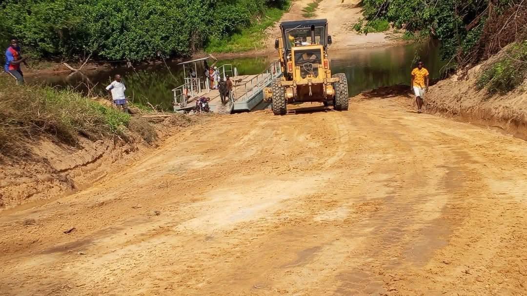 Rehabilitated Road Boosts Cross-Border Trade for Farmers Rehabilitated Road Boosts Cross-Border Trade for Farmers