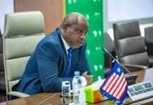 Complete Contradictions Complete Contradictions