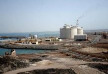 ميناء الزويتينة يُصدّر 600 ألف برميل نفط لإيطاليا