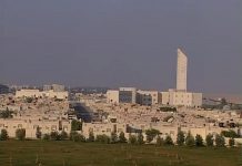 هون.. وحدات من الجيش الوطني تُخلي بعض المقار المدنية هون.. وحدات من الجيش الوطني تُخلي بعض المقار المدنية