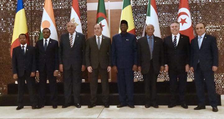 المصالحة الوطنية والانتخابات على رأس أعمال اجتماع دول الجوار الليبي في العاصمة الجزائرية المصالحة الوطنية والانتخابات على رأس أعمال اجتماع دول الجوار الليبي في العاصمة الجزائرية