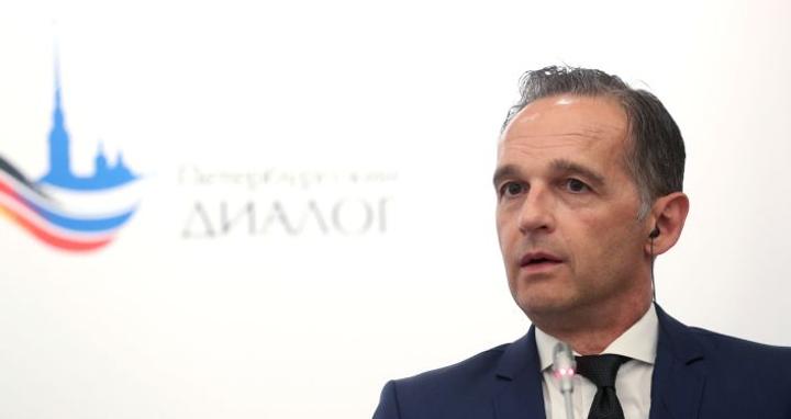 وزير الخارجية الألماني يفتتح سفارة بلاده في ليبيا بعد إغلاق دام نحو 8 سنوات وزير الخارجية الألماني يفتتح سفارة بلاده في ليبيا بعد إغلاق دام نحو 8 سنوات