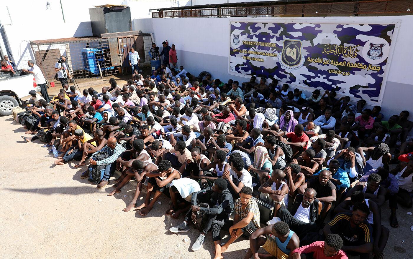 تقرير: الاتحاد الأوروبي مسؤول عن مأساة المحتجزين في ليبيا تقرير: الاتحاد الأوروبي مسؤول عن مأساة المحتجزين في ليبيا
