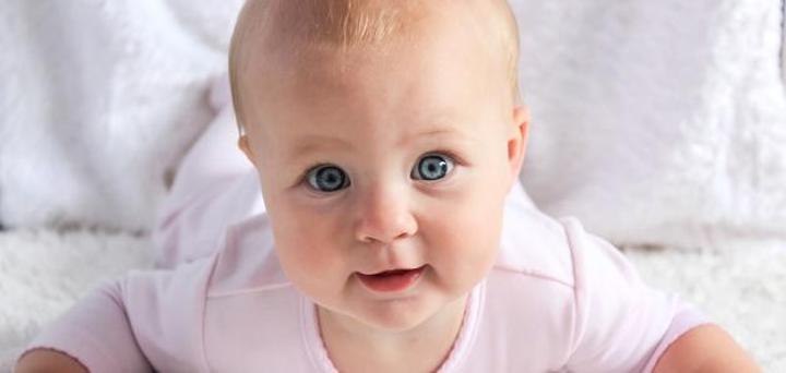 لماذا يتغير لون عيون الأطفال؟ لماذا يتغير لون عيون الأطفال؟