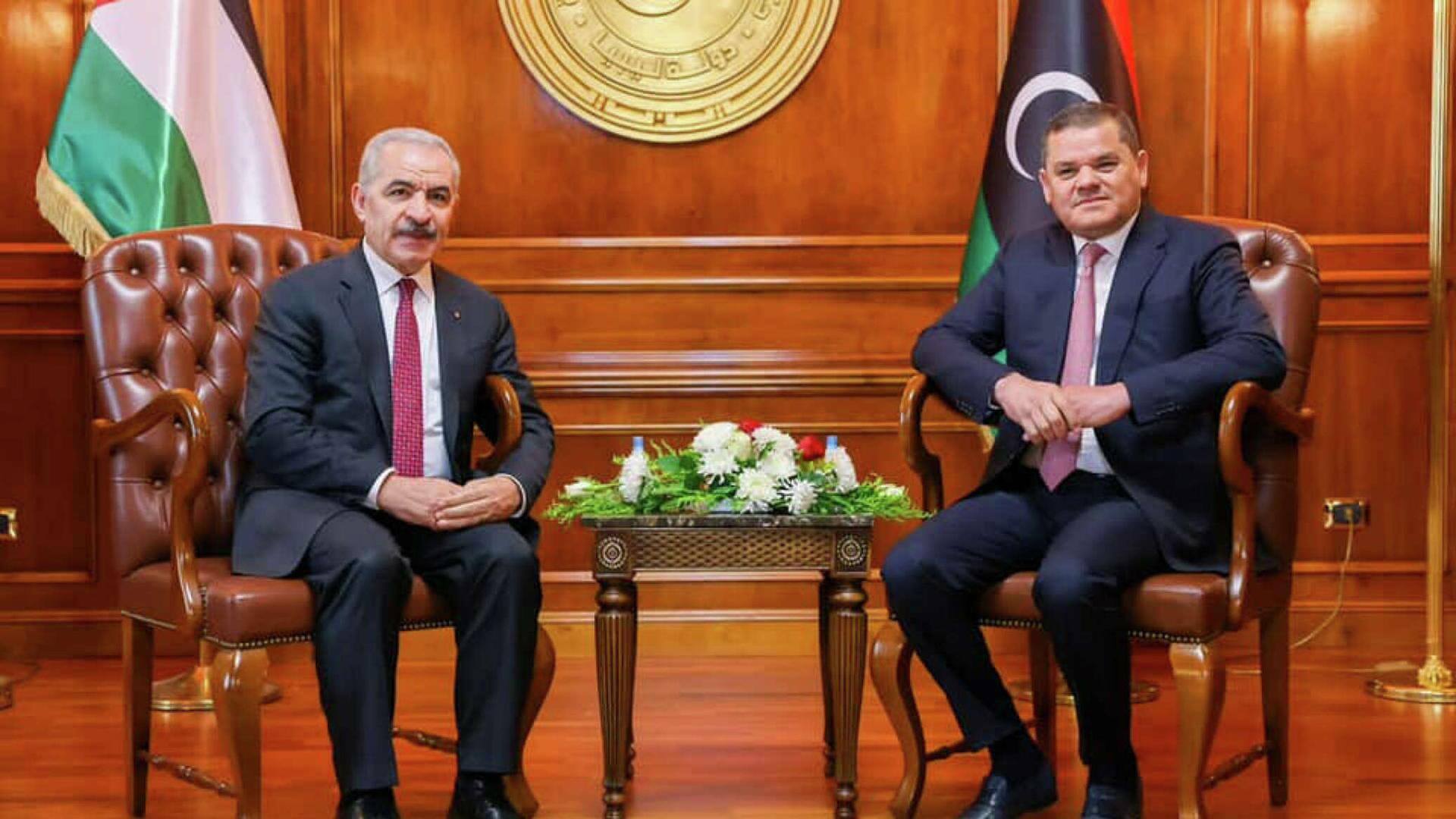 رئيس حكومة الوحدة الوطنية الليبية يستقبل نظيره الفلسطيني رئيس حكومة الوحدة الوطنية الليبية يستقبل نظيره الفلسطيني