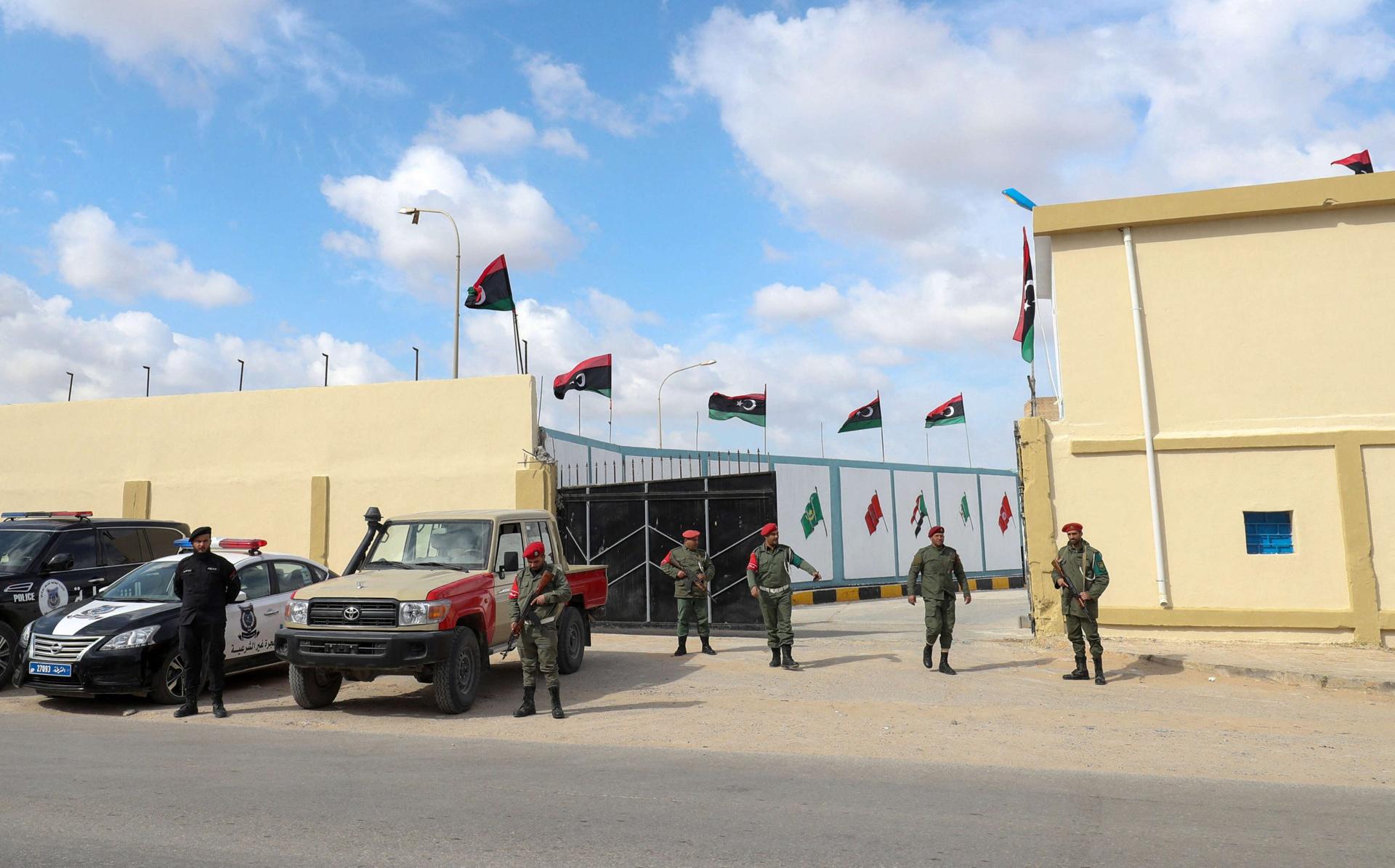 ليبيا.. النائب العام يوجه لخمسة أشخاص تهمة الترويج للإلحاد- (تدوينة) ليبيا.. النائب العام يوجه لخمسة أشخاص تهمة الترويج للإلحاد- (تدوينة)