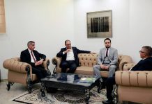 عبد الجليل يشدد على ضرورة دعم هيئة التأمين الطبي عبد الجليل يشدد على ضرورة دعم هيئة التأمين الطبي