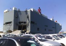 ميناء بنغازي يستقبل مئات السيارات المستعملة قادمة من السوق الأوروبية ميناء بنغازي يستقبل مئات السيارات المستعملة قادمة من السوق الأوروبية