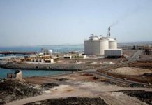 ميناء الزويتينة يستقبل أول ناقلة بعد رفع القوة القاهرة ميناء الزويتينة يستقبل أول ناقلة بعد رفع القوة القاهرة