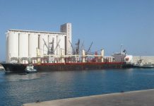 ميناء مصراتة يستقبل أكثر من 30 ألف طن بنزين ميناء مصراتة يستقبل أكثر من 30 ألف طن بنزين