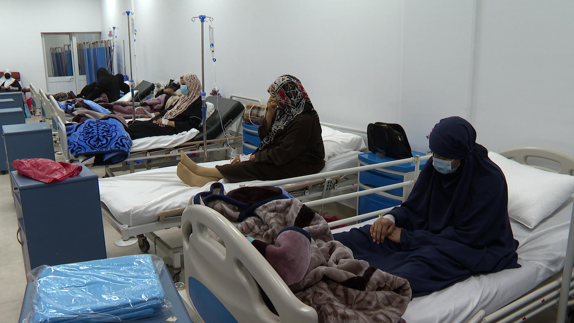 30 ألف مريض وثمن الجرعة 3 آلاف دولار؛ ليبيون يبيعون ممتلكاتهم بحثا عن علاج للسرطان 30 ألف مريض وثمن الجرعة 3 آلاف دولار؛ ليبيون يبيعون ممتلكاتهم بحثا عن علاج للسرطان