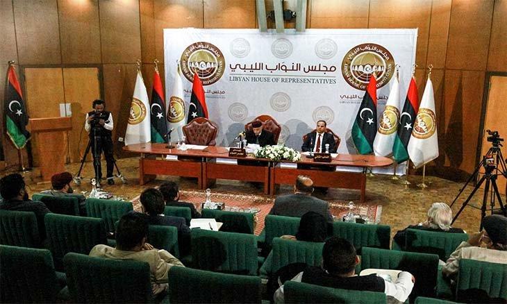 اجتماع بين مجلسي النواب والأعلى للدولة يثير شائعات حول مناقشة تفعيل دستور المملكة الليبية اجتماع بين مجلسي النواب والأعلى للدولة يثير شائعات حول مناقشة تفعيل دستور المملكة الليبية