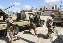 التلويح العسكري في ليبيا يجدد الدعوات لاستعجال “حل سياسي”