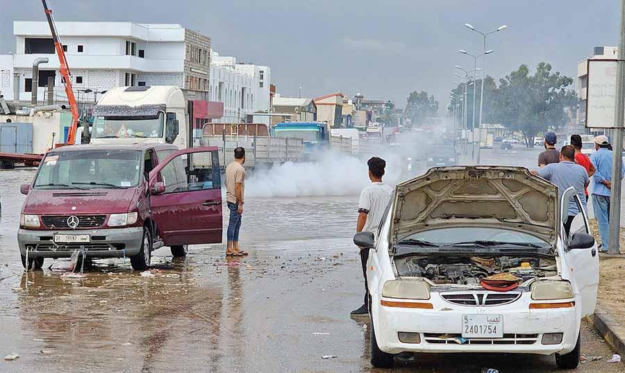 قتيلان بسبب أمطار غزيرة وتوقف مظاهر الحياة وسط غضب شعبي ضد الحكومة قتيلان بسبب أمطار غزيرة وتوقف مظاهر الحياة وسط غضب شعبي ضد الحكومة