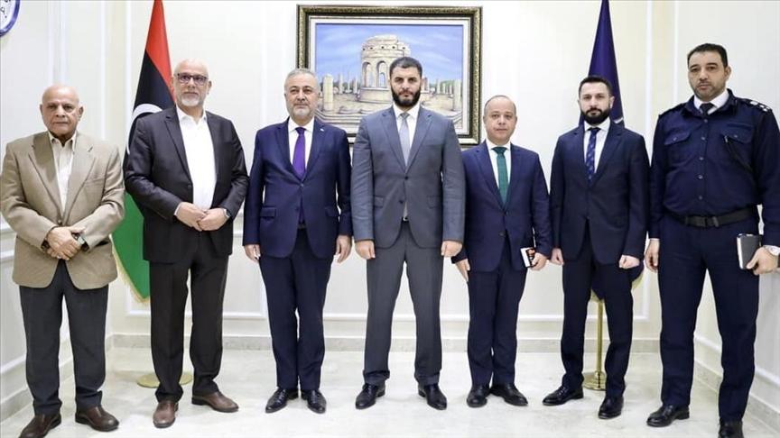وزير الداخلية الليبي يبحث مع السفير التركي التعاون الأمني وزير الداخلية الليبي يبحث مع السفير التركي التعاون الأمني