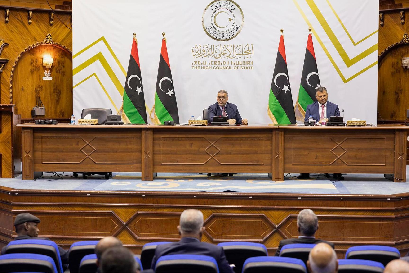الأزمة الليبية تراوح مكانها؛ عودة القطيعة بين مجلسي الأعلى للدولة والنواب تبدد آمال الحل السياسي الأزمة الليبية تراوح مكانها؛ عودة القطيعة بين مجلسي الأعلى للدولة والنواب تبدد آمال الحل السياسي