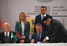 ليبيا وإيطاليا توقعان صفقة للغاز بقيمة 8 مليارات دولار ليبيا وإيطاليا توقعان صفقة للغاز بقيمة 8 مليارات دولار