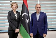 اللافي: “الرئاسي” يقف على مسافة واحدة من جميع الأطراف السياسية بالبلاد اللافي: "الرئاسي" يقف على مسافة واحدة من جميع الأطراف السياسية بالبلاد