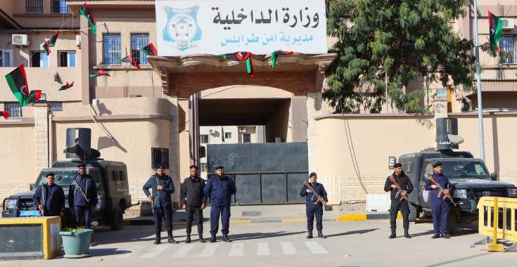 تقارير: أمنيون وعسكريون يمارسون انتهاكات حقوقية في ليبيا تقارير: أمنيون وعسكريون يمارسون انتهاكات حقوقية في ليبيا