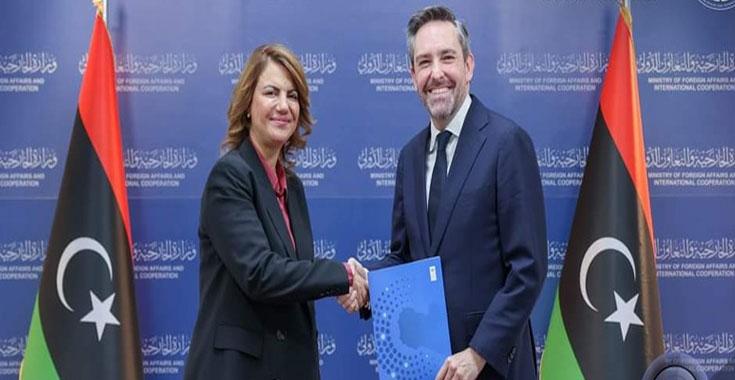 الممثل المقيم لبرنامج الأمم المتحدة الإنمائي يقدم أوراق اعتماده للمنقوش الممثل المقيم لبرنامج الأمم المتحدة الإنمائي يقدم أوراق اعتماده للمنقوش