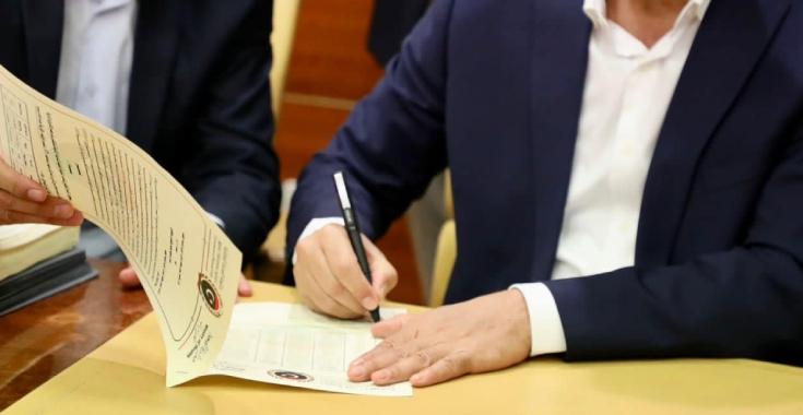توقيع الدفعة السادسة لتسوية وضعيات العناصر الطبية والطبية المساعدة توقيع الدفعة السادسة لتسوية وضعيات العناصر الطبية والطبية المساعدة