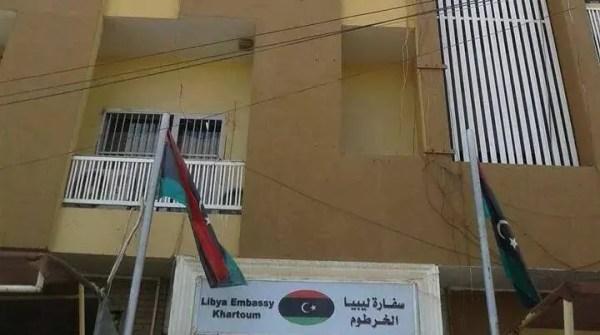 الخارجية الليبية تصدر بيانا بشأن الاعتداء على ملحقيتها العسكرية بالخرطوم الخارجية الليبية تصدر بيانا بشأن الاعتداء على ملحقيتها العسكرية بالخرطوم