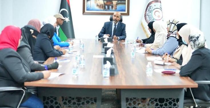 الكوني يلتقي فاعليات نسائية من المنطقة الجنوبية الكوني يلتقي فاعليات نسائية من المنطقة الجنوبية