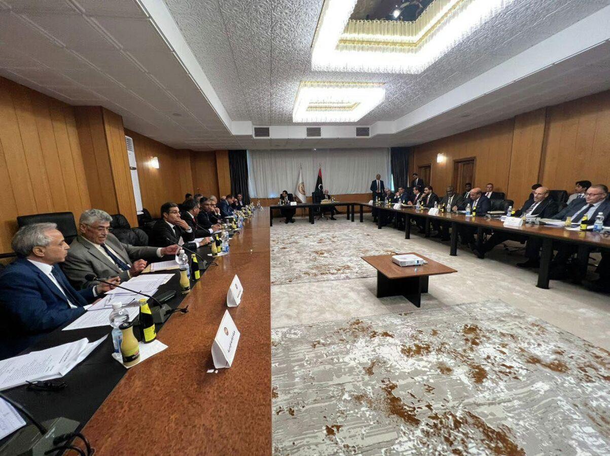 برلمانيون ليبيون يحذرون من عرقلة بعض الدول لتوافقات المجلسين على الانتخابات برلمانيون ليبيون يحذرون من عرقلة بعض الدول لتوافقات المجلسين على الانتخابات