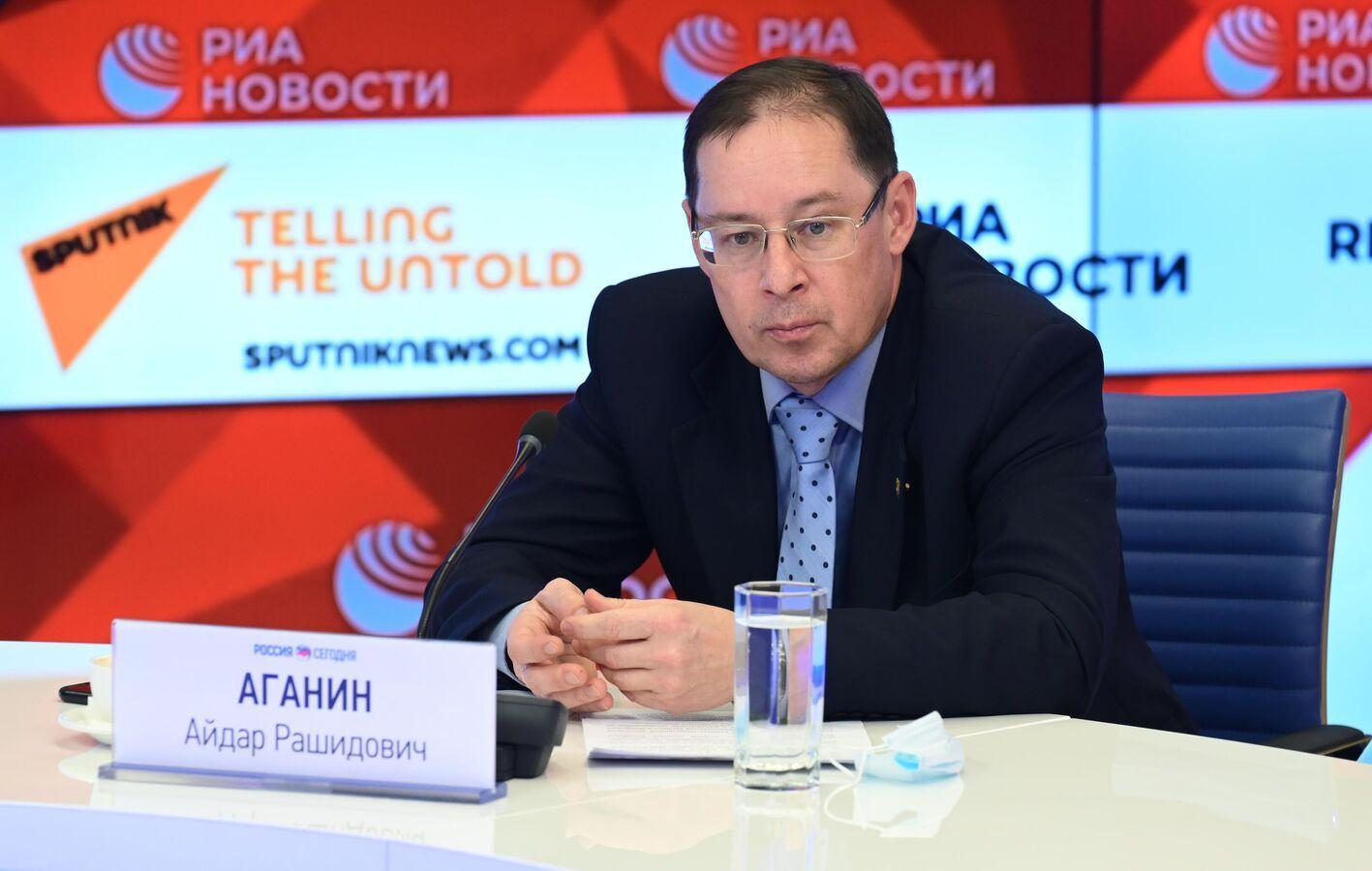 السفير الروسي الجديد لدى ليبيا يقدم أوراق اعتماده لرئيس المجلس الرئاسي السفير الروسي الجديد لدى ليبيا يقدم أوراق اعتماده لرئيس المجلس الرئاسي