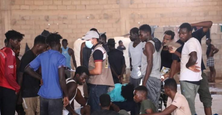 ليبيا تسيّر دوريات لمنع دخول المهاجرين من تونس ليبيا تسيّر دوريات لمنع دخول المهاجرين من تونس