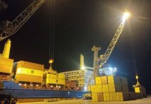 ميناء الخمس يثير غضب أهالي المدينة.. والحكومة ترد: لن نتنازل عنه ميناء الخمس يثير غضب أهالي المدينة.. والحكومة ترد: لن نتنازل عنه