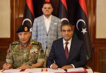 اتفاقية حكومية لتوسيع ميناء الخمس التجاري على حساب القاعدة العسكرية اتفاقية حكومية لتوسيع ميناء الخمس التجاري على حساب القاعدة العسكرية