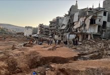 شرق درنة يشكو صعوبة وصول الإغاثات بعد الفيضانات شرق درنة يشكو صعوبة وصول الإغاثات بعد الفيضانات