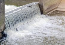 مياه النهر الصناعي تتدفق لزليتن في أيام العيد مياه النهر الصناعي تتدفق لزليتن في أيام العيد