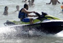 منعا لمضايقة العائلات.. حملة لضبط الدراجات المائية ببنغازي منعا لمضايقة العائلات.. حملة لضبط الدراجات المائية ببنغازي