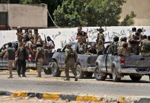 إنهاء المرحلة الانتقالية والانتقال إلى تأسيس الدولة الليبية خبير ليبي: خريطة الجماعات المسلحة معقدة وخروجها أمر صعب