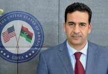 النائب الأول لرئيس مجلس النواب يهاجم السفارة الأمريكية وينتقد دورها الاقتصادي النائب الأول لرئيس مجلس النواب يهاجم السفارة الأمريكية وينتقد دورها الاقتصادي