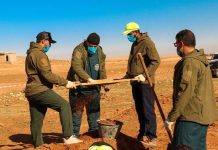 استخراج جثمانين مجهولين من مقبرة جماعية جنوب ترهونة استخراج جثمانين مجهولين من مقبرة جماعية جنوب ترهونة