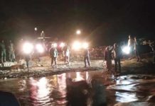 انتشال جثمان طفلتين بعد غرقهما في سيول بني وليد انتشال جثمان طفلتين بعد غرقهما في سيول بني وليد