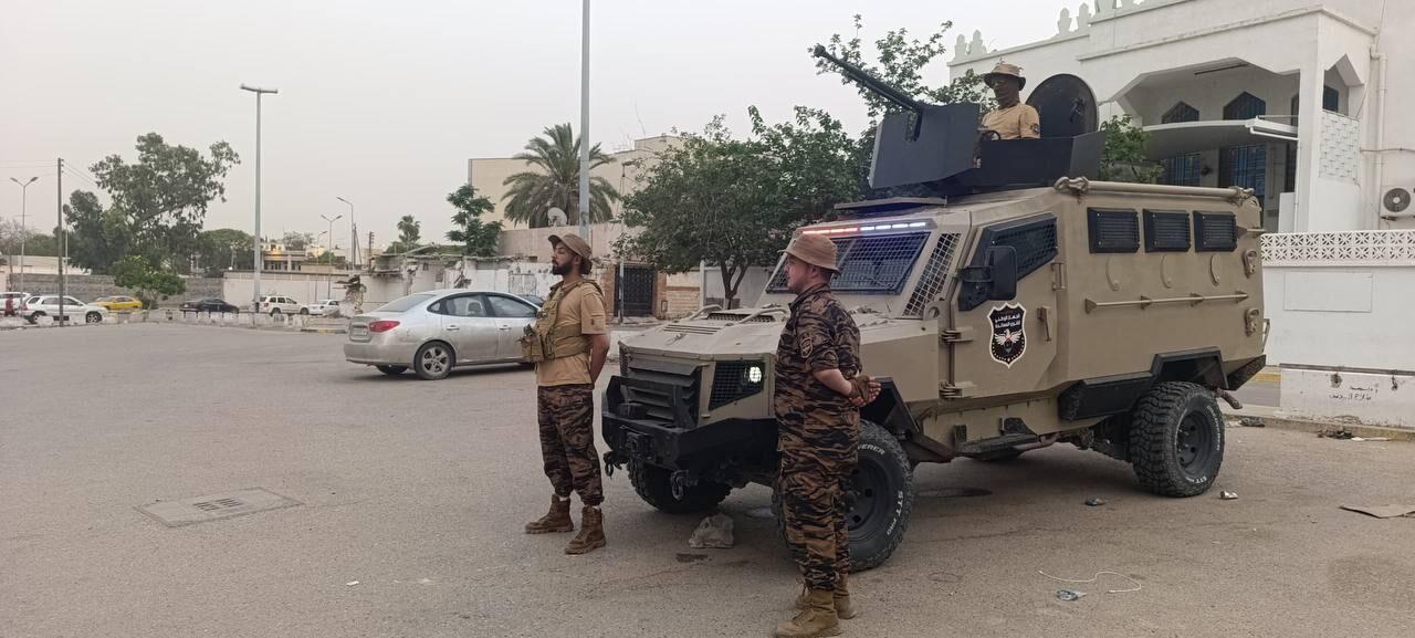 نواب يحذرون من تشكيل حكومة جديدة دون توافق سياسي شامل نواب يحذرون من تشكيل حكومة جديدة دون توافق سياسي شامل