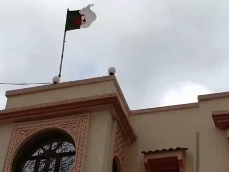 الجزائر تفتح جامعاتها للطلاب الليبيين بنظام الدراسة بالمصاريف الخاصة الجزائر تفتح جامعاتها للطلاب الليبيين بنظام الدراسة بالمصاريف الخاصة