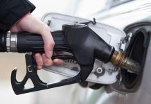 أزمة وقود خانقة تضرب أوباري ومطالبات بتدخل عاجل أزمة وقود خانقة تضرب أوباري ومطالبات بتدخل عاجل