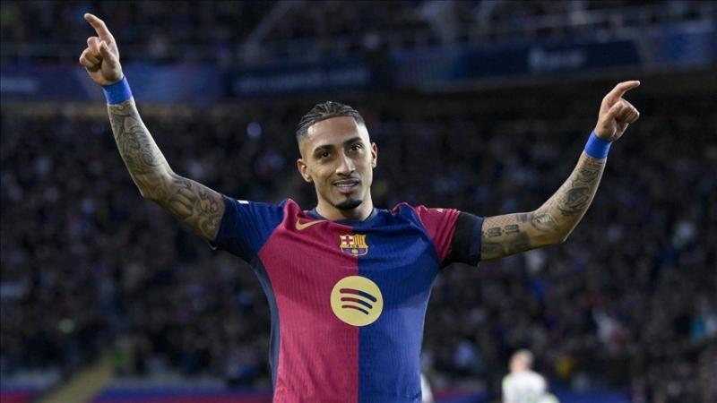 رافينيا أفضل لاعب بالدوري الإسباني رافينيا أفضل لاعب بالدوري الإسباني