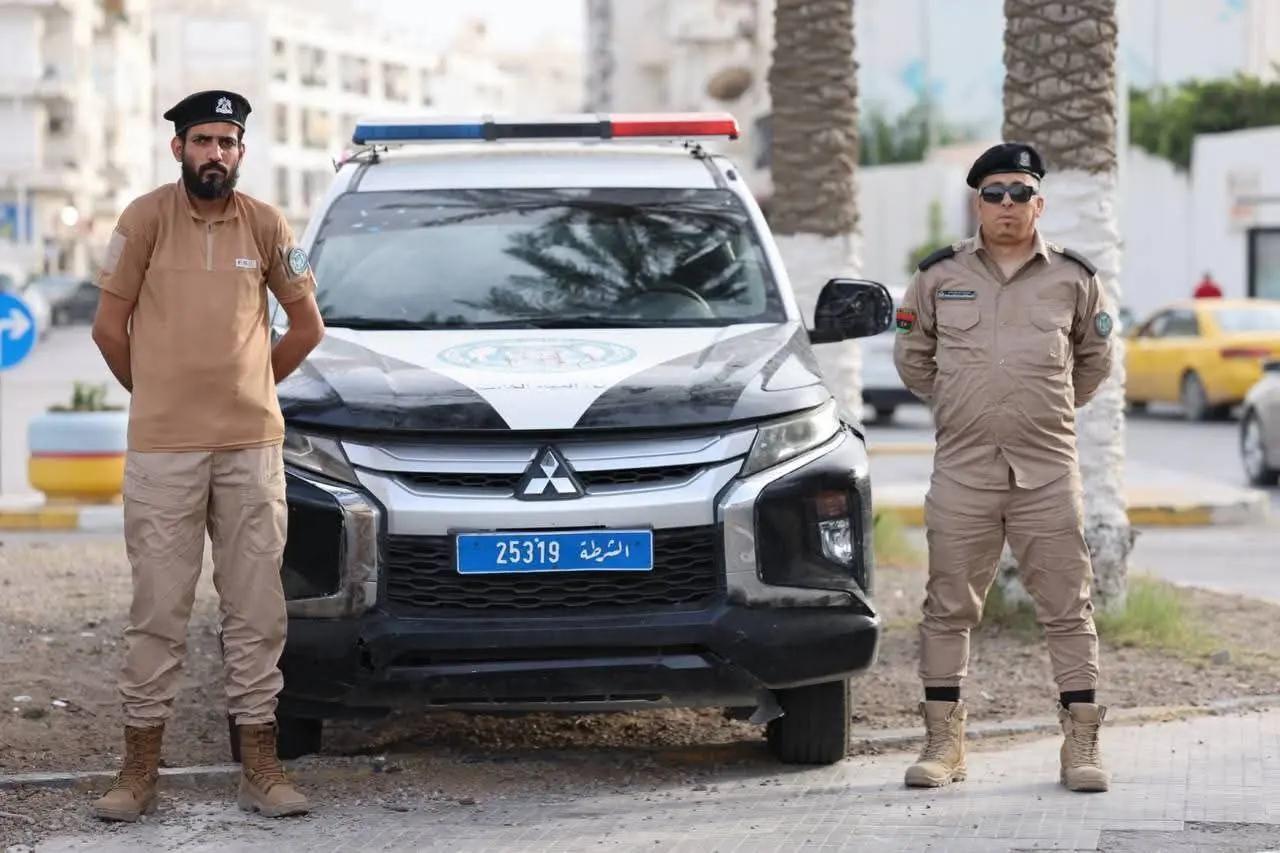 تعزيز الأمن في أبوسليم.. توقيف مطلوب خطير بتهم متعددة تعزيز الأمن في أبوسليم.. توقيف مطلوب خطير بتهم متعددة