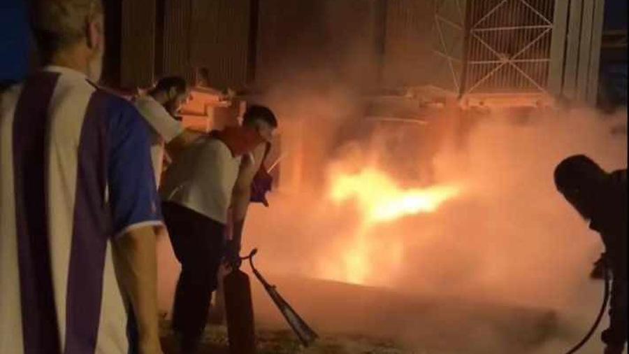 حريق بمحطة جنوب بنغازي يتسبب في انقطاع واسع للكهرباء